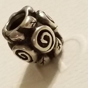 PANDORA STERLING ROSE LEAVES LOG CHARM 790136